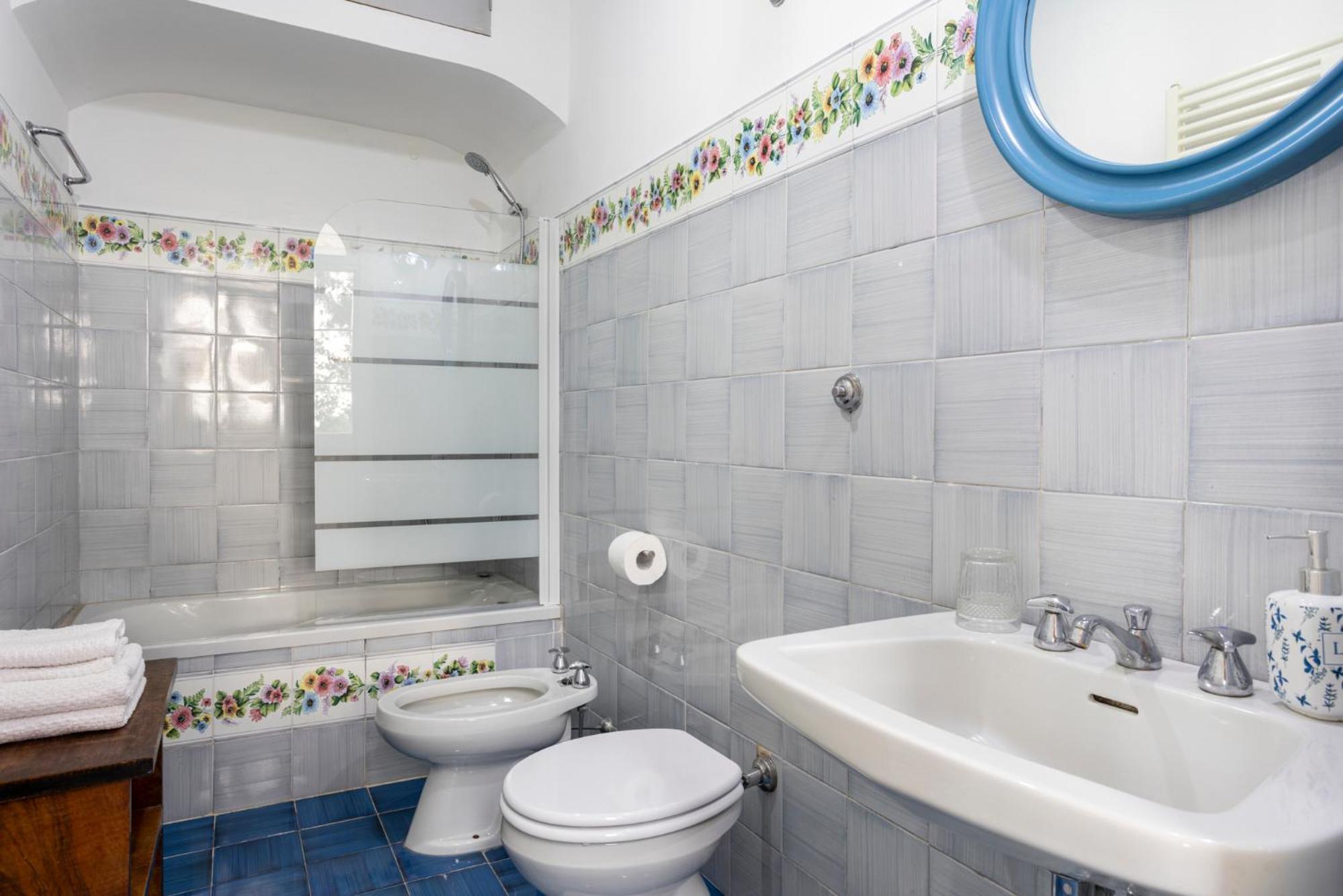 B&B In An 1800S Frescoed Villa With Panoramic Solarium And Historic Park - Villa Mastrangelo 库里德尔特伦托 外观 照片