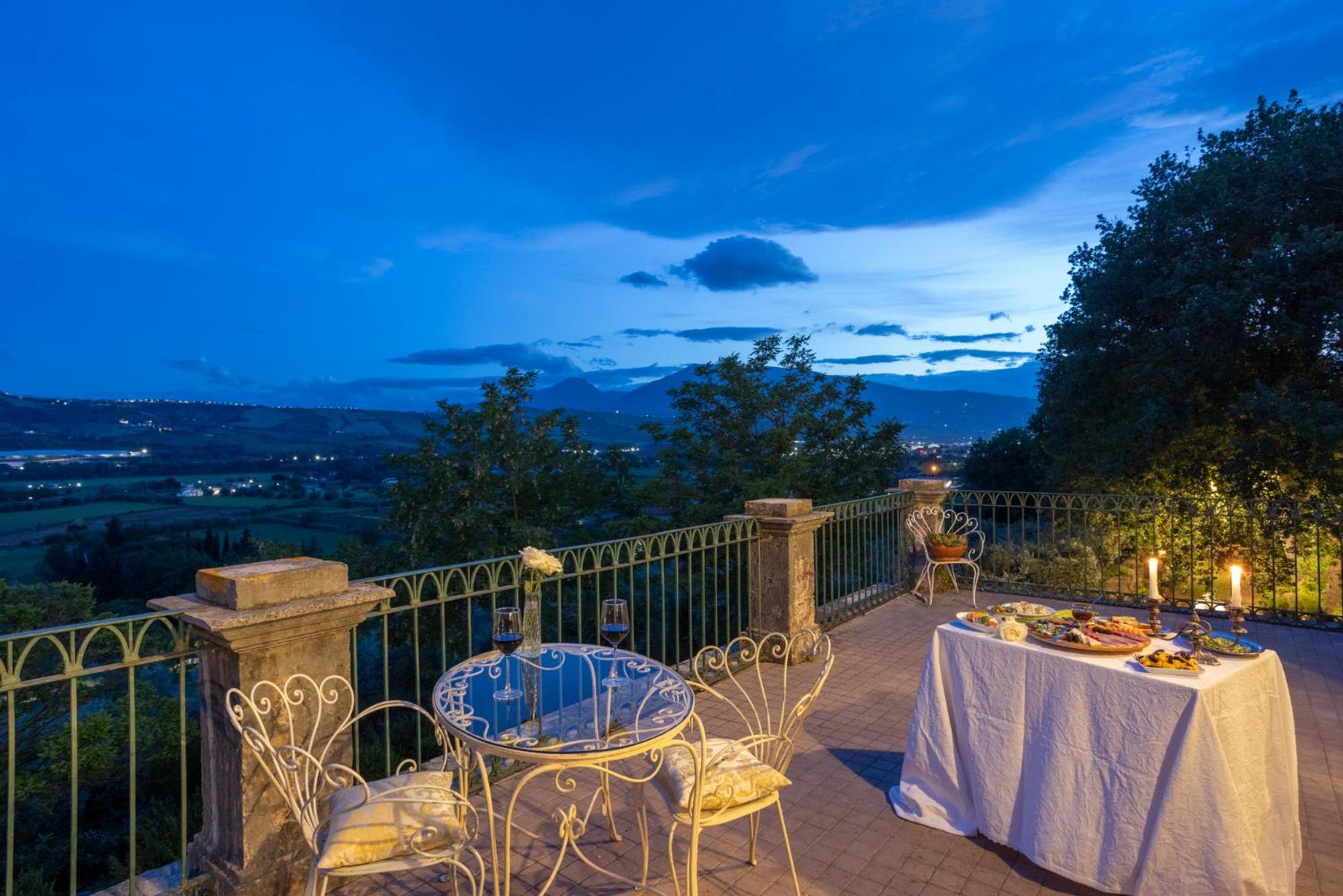 B&B In An 1800S Frescoed Villa With Panoramic Solarium And Historic Park - Villa Mastrangelo 库里德尔特伦托 外观 照片